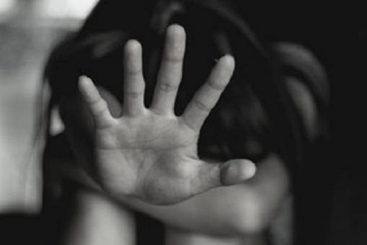 १९ वर्षीया युवतीमाथि जवरजस्ती करणी गरेको आरोपमा एक युवक पक्राउ