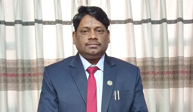 संसद्मा खानको आक्रोश: नागरिकता माग्नु अपराध भए गोली हानेर धपाउनुस्